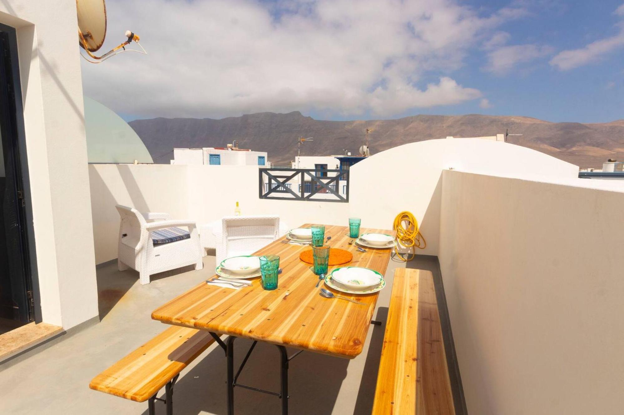Casa Bianca Caleta De Famara Villa ภายนอก รูปภาพ