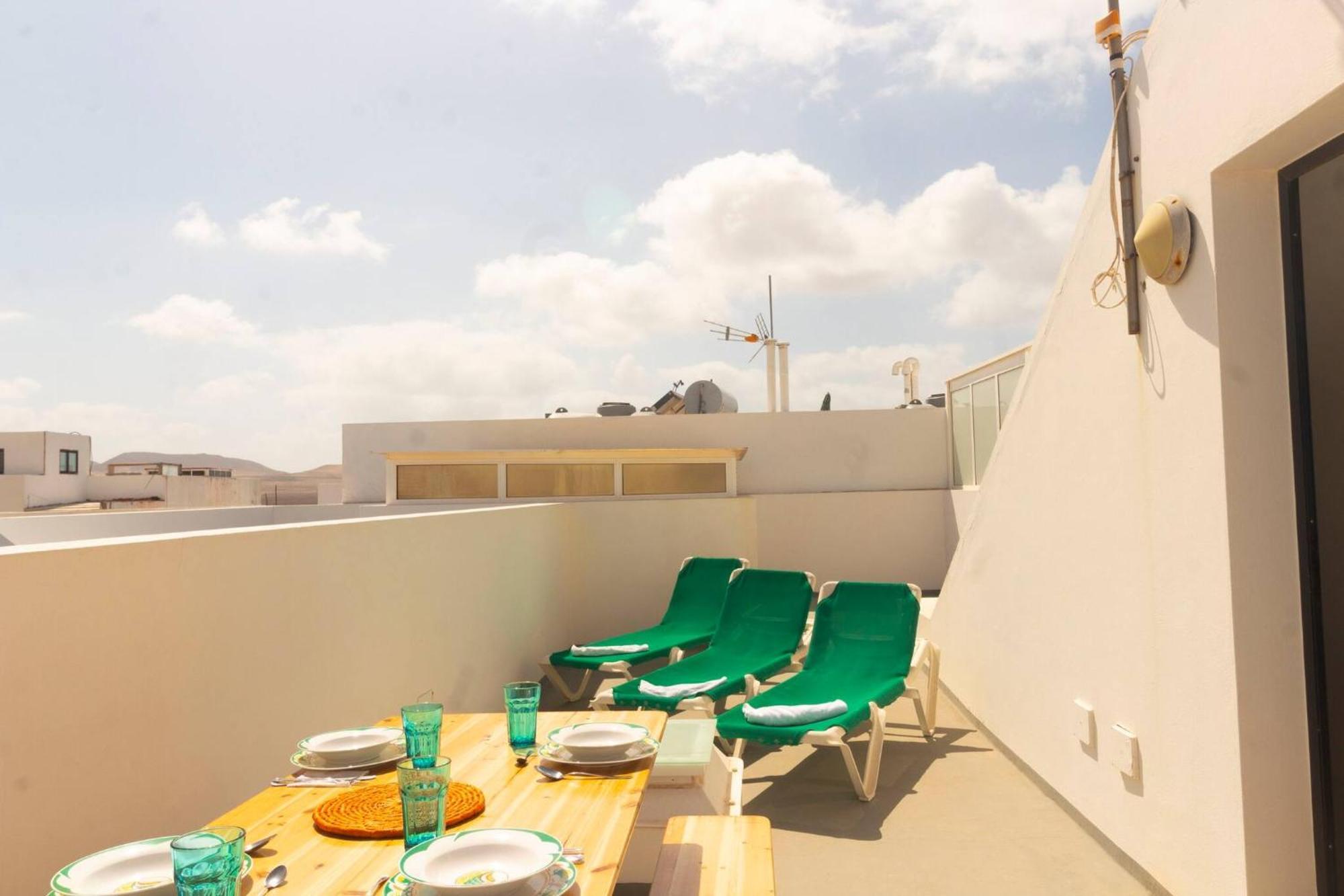 Casa Bianca Caleta De Famara Villa ภายนอก รูปภาพ