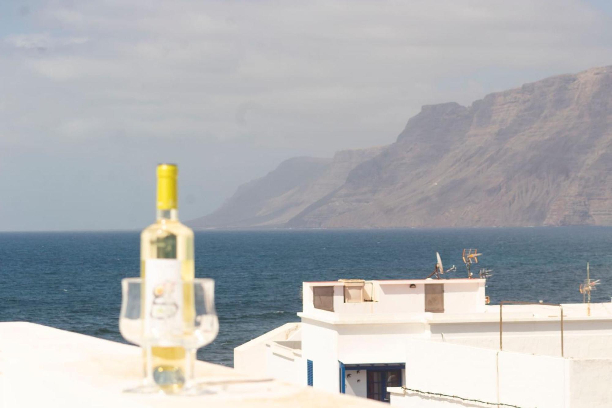 Casa Bianca Caleta De Famara Hotel ภายนอก รูปภาพ